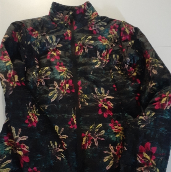 Mountain Warehouse Light weight puffer jacket - Picture 1 of 1